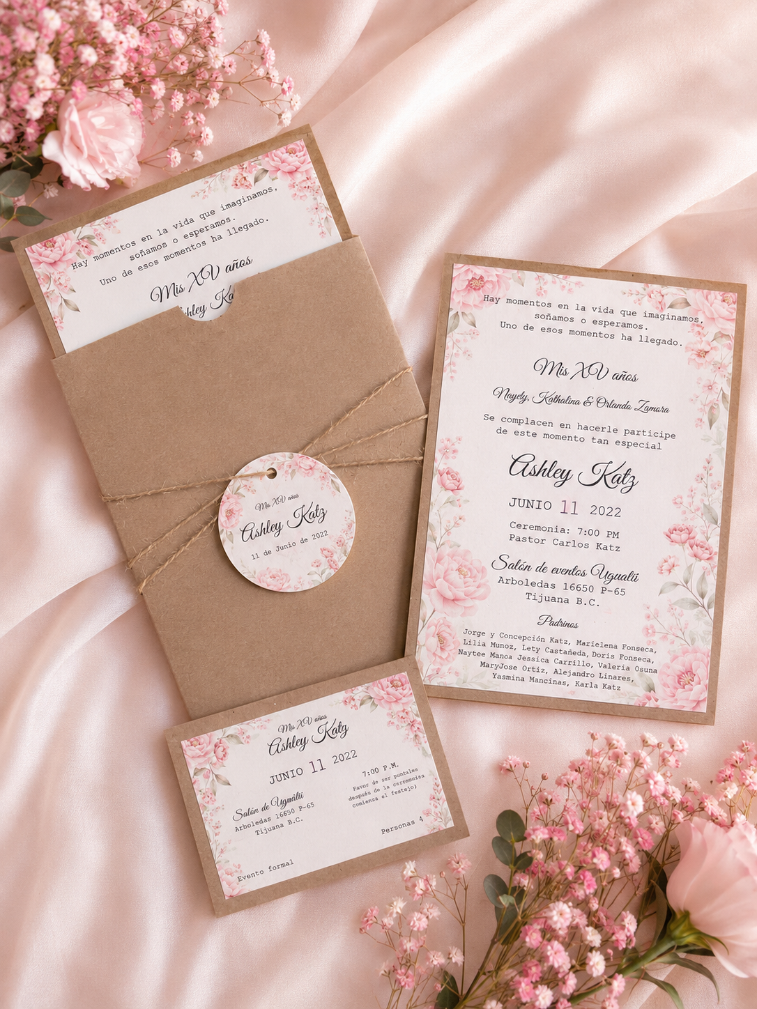 Vintage Floral Pocketfold Invitation I Blush Floral Quinceañera Invitation